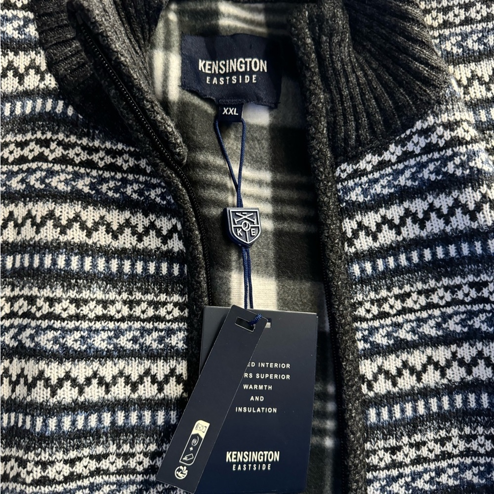Stylish Kensington Black and White Men's Zip-Up Sweater - Picture 2 of 10